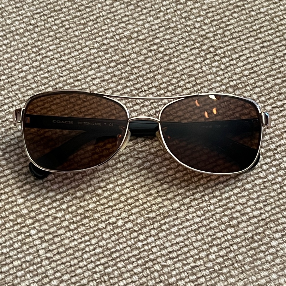 Coach Stylish Frames With Red Case - image 2